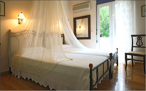 Downstairs bedroom and double bed